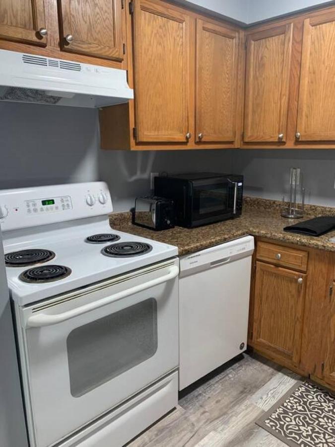 5145 Porsche Newly Remodeled 2 Bdrm Ranch Attached Home Princeton Екстер'єр фото